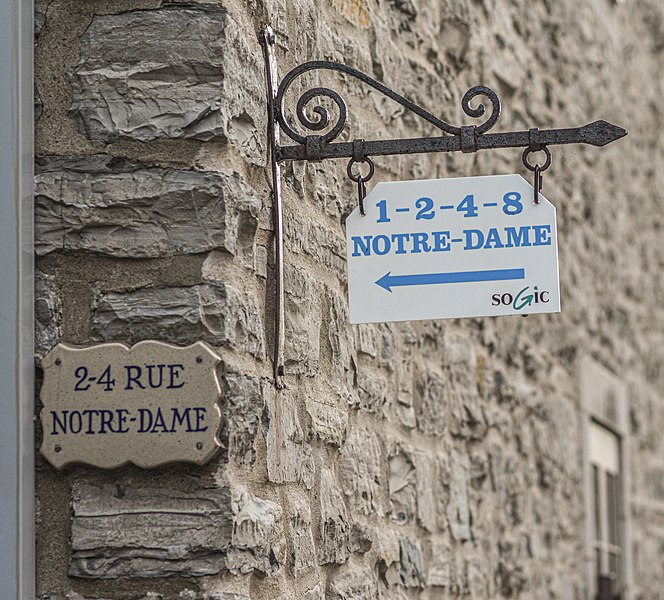 File:Rue Notre Dame, Vieux Quebec, Canada.jpg