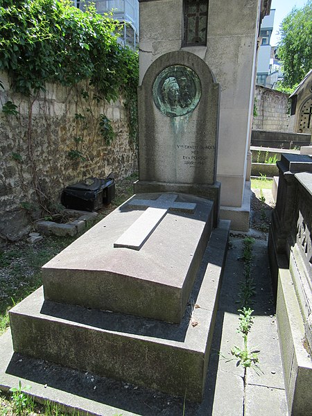 File:Sépulture du statuaire Ernest-Henri DUBOIS – Cimetière Montmartre 01.jpg