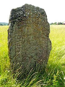 Runenstein Sö 250 von Jursta