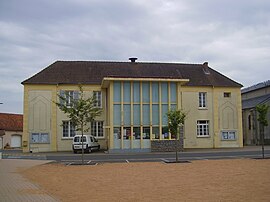 Das Rathaus in Saint-Sylvestre-Pragoulin