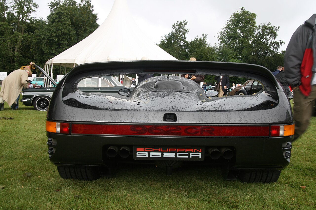 Porsche Schuppan 962CR