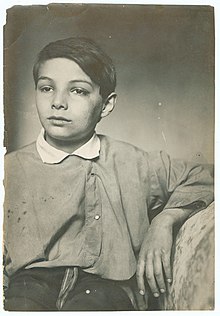 Scriabin Julian Kiev 1919.jpg