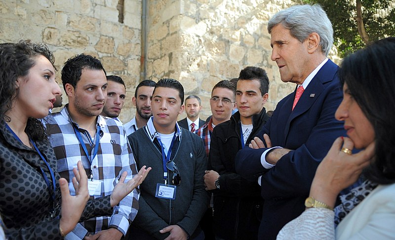 File:Secretary Kerry Speaks With Palestinian Youth in Bethlehem (10708795753).jpg