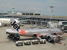 Jetstar Asia Airbus A320 at Singapore Changi Airport. Singapore Changi Airport, Terminal 1, Jetstar Asia Airways, Dec 05.JPG