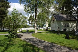 Sorsele kyrkas kyrkogård i juni 2012