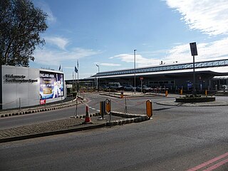 <span class="mw-page-title-main">Southampton Airport</span> Airport in Southampton, England