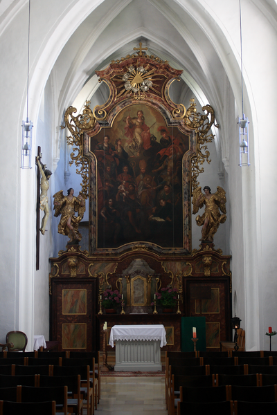 File:Steyrer Margaretenkapelle - Inneres.png