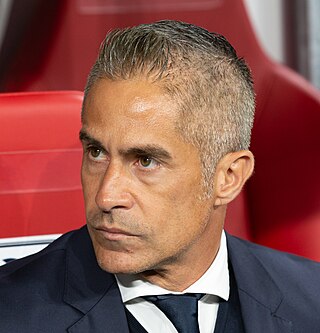 <span class="mw-page-title-main">Sylvinho</span> Brazilian footballer and manager