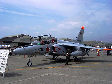 ไฟล์:T-4Training_aircraft01.jpg