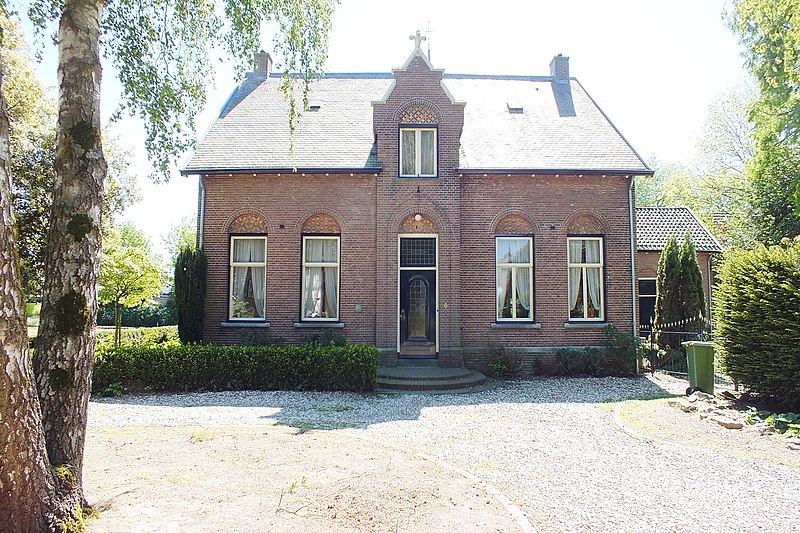 File:T.T vm Pastorie Nederasselt.JPG