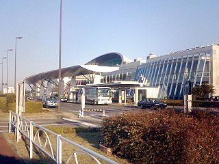 <span class="mw-page-title-main">Takamatsu Airport</span> Airport in Takamatsu