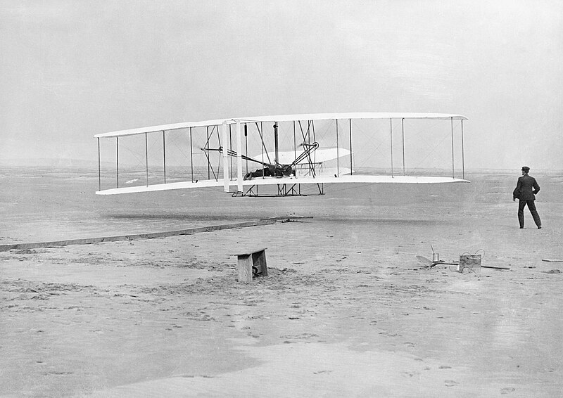 File:The Wright Brothers; first powered flight HU98267.jpg