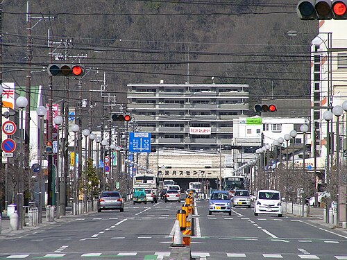 The street in front of Ibara Station