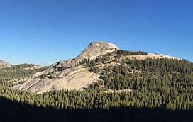 Tuolumne Meadows - Daff Kubah dari Fairview Kubah - 01 crop.jpg