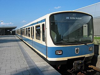 <span class="mw-page-title-main">MVG Class B</span> German U-Bahn train type operated in Munich