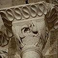 Les Pélicans (1120-1140), calcaire, nef, parties hautes, côté nord, chapiteau no 90.