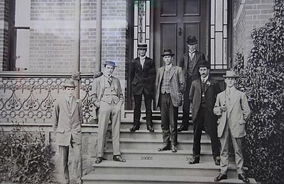 In 1910, six students began classes at the Victorian School of Forestry. Pictured on the steps of Tremearne House in 1912 are the graduates. From left to right: Walter Henry Horn, Reginald Graham Lindsay, Henry O. Felstead (Nursery superintendent), Norman L. Boston (Nursery staff), J. Sampson, A. Ken (Nursery staff), Arthur H. Warren. Source: Creswick Campus Historical Collection. VSF first students.jpg