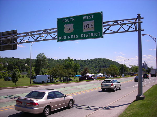 VT 105 and US 5 approaching downtown Newport