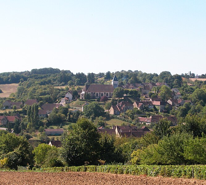 File:Villagestaubin.jpg