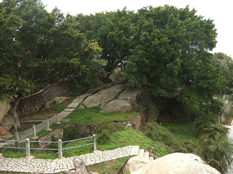 File:Wentai Pagoda - grounds - DSCF9556.JPG