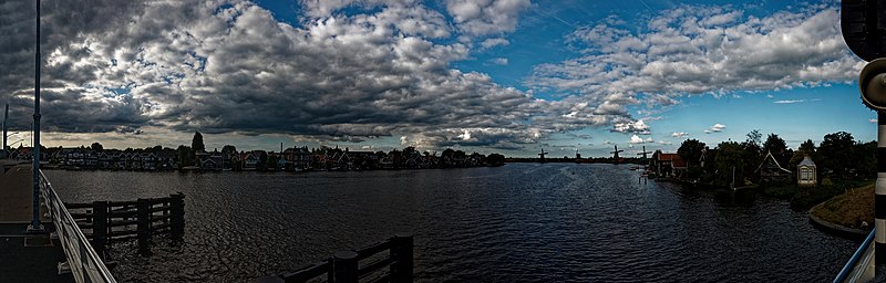 File:Zaandijk - Julianabrug (2009) - ICE Photocompilation Viewing from West to East on Zaandijk, Zaan & Zaanse Schans.jpg