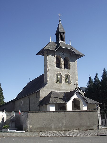 File:Église Saint-Martin de Peyrouse (Hautes-Pyrénées, France).JPG