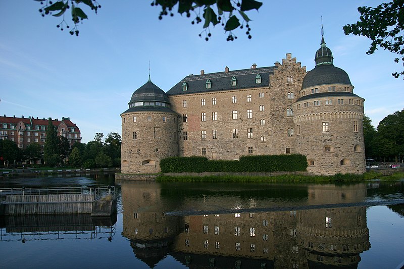 File:Örebro castle.jpg