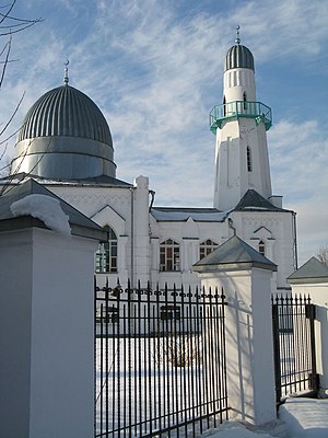 Расписание белой мечети. Белая мечеть Томск. Муфти белый мечет Томск.. Мулла белой мечети Томск. Белая мечеть в Томске в внутки.