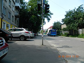 Початок вулиці від Вишгородської