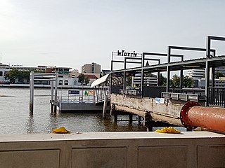 <span class="mw-page-title-main">Railway Station Pier</span> Pier code N11 is a pier for Chao Phraya Express Boat