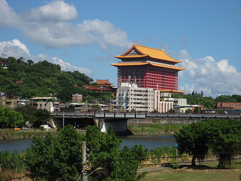 File:圓山大飯店 The Grand Hotel في فندق غراند グランドホテルEl Grand Hotel 그랜드 호텔 Le Grand Hôtel ग्रांड होटल O Grand Hotel - panoramio (1).jpg