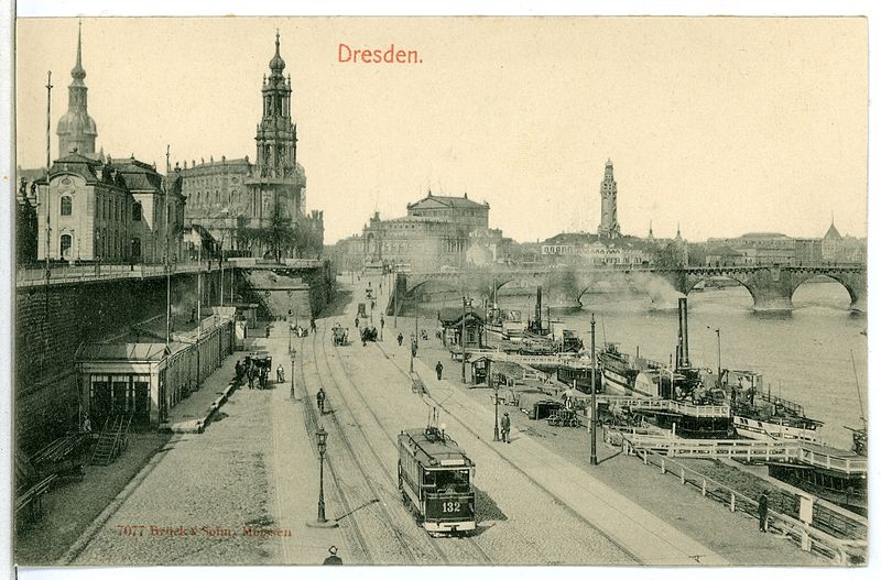 File:07077-Dresden-1906-Brühlsche Terrasse und Dampferanlagestelle-Brück & Sohn Kunstverlag.jpg