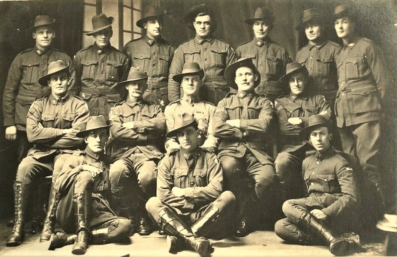 File:15 soldiers from the Australian Army Service Corps - WW1.jpg