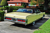 1972 Lincoln Continental rear.jpg