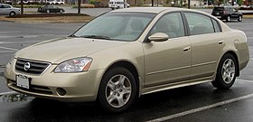2002-2004 Nissan Altima 2.5S (cropped).jpg