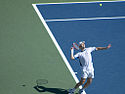 Agassi serveren US open 05.jpg