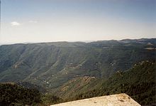 La route en épingles reliant Valleraugue à l'Espérou.