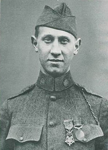 File:Alan Louis Eggers - WWI Medal of Honor Recipient.jpg