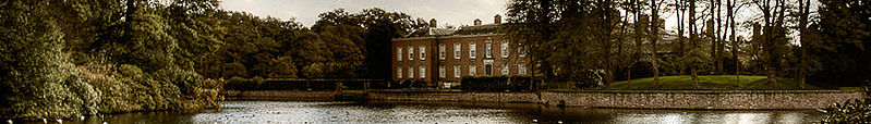 File:Altrincham banner Dunham Massey.jpg