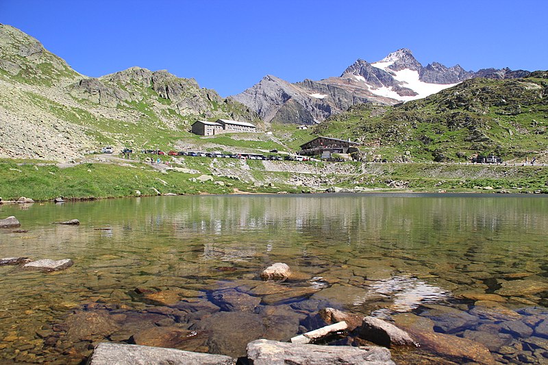 File:Am Sustenpass.jpg