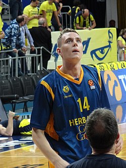 Anžejs Pasečņiks 14 CB Gran Canaria EuroLeague 20181012.jpg