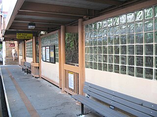 Annadale station New York City Subway station in Staten Island, New York