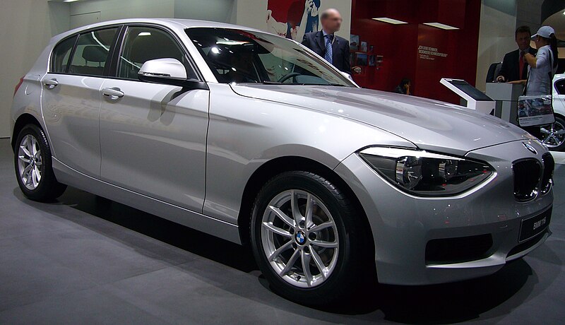 File:BMW 116i F20 (front quarter).jpg