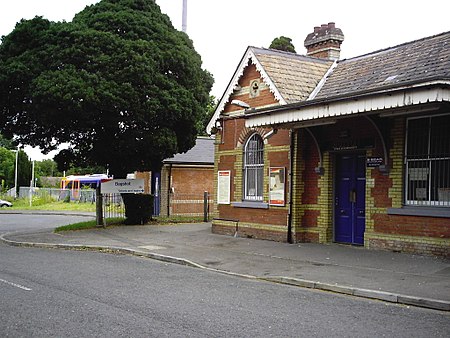 Bagshot station