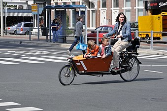 Mother with two children in The Hague (Netherlands)