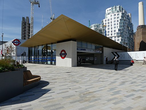 Battersea Power Station stn building