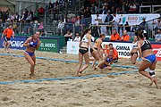 Deutsch: Beachhandball Europameisterschaften 2019 (Beach handball Euro); Tag 5: 6. Juli 2019 – Frauen, Halbfinale, Ungarn-Niederlande 2:0 (19:16, 15:12) English: Beach handball Euro; Day 5: 6 July 2019 – Semifinal Women – Hungary-Netherlands 2:0 (19:16, 15:12)