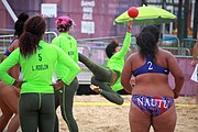 Deutsch: Beachhandball bei den Olympischen Jugendspielen 2018; Tag 5, 10. November 2018; Mädchen, Platzierungsrunde - Amerikanisch-Samoa-Venezuela 0:2 English: Beach handball at the 2018 Summer Youth Olympics at 11 October 2018 – Girls Consolation Round – American Samoa-Venezuela 0:2