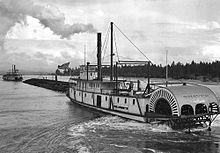 Benson sea-going log raft going down Columbia.jpg