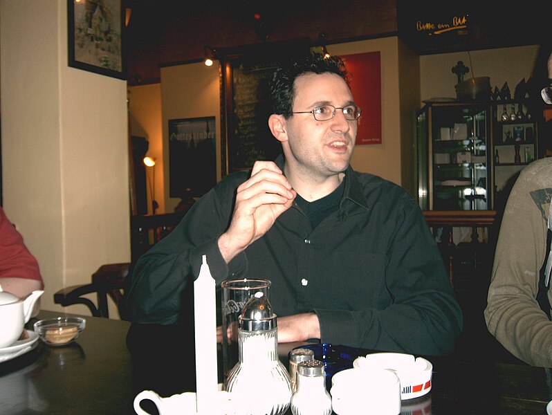 File:Berlin Meetup May 2006 03.jpg